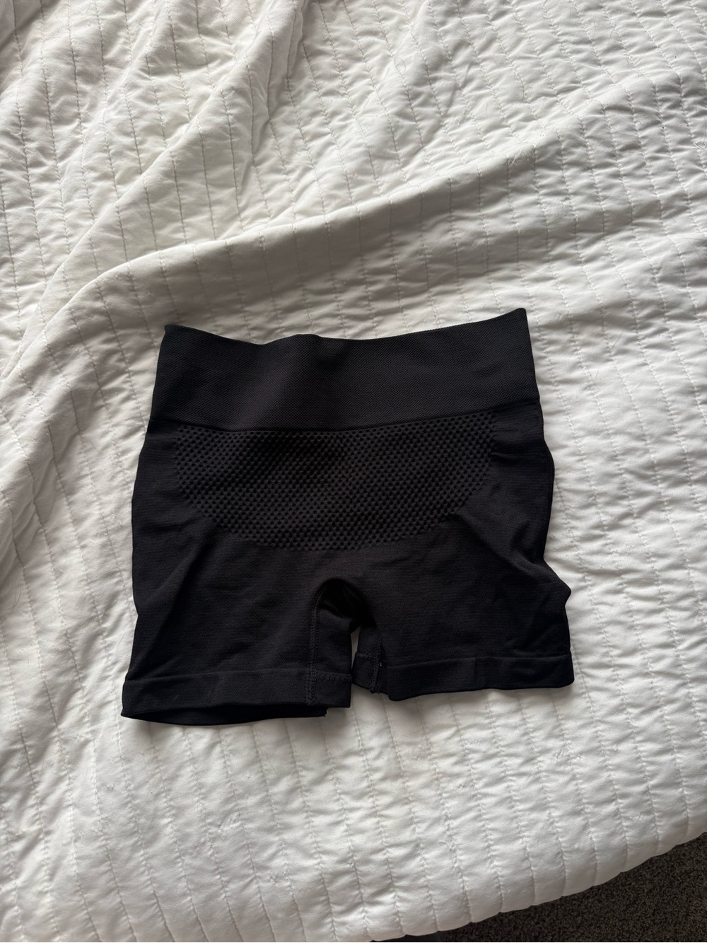 Black Seamless High-Waist Women's Shorts